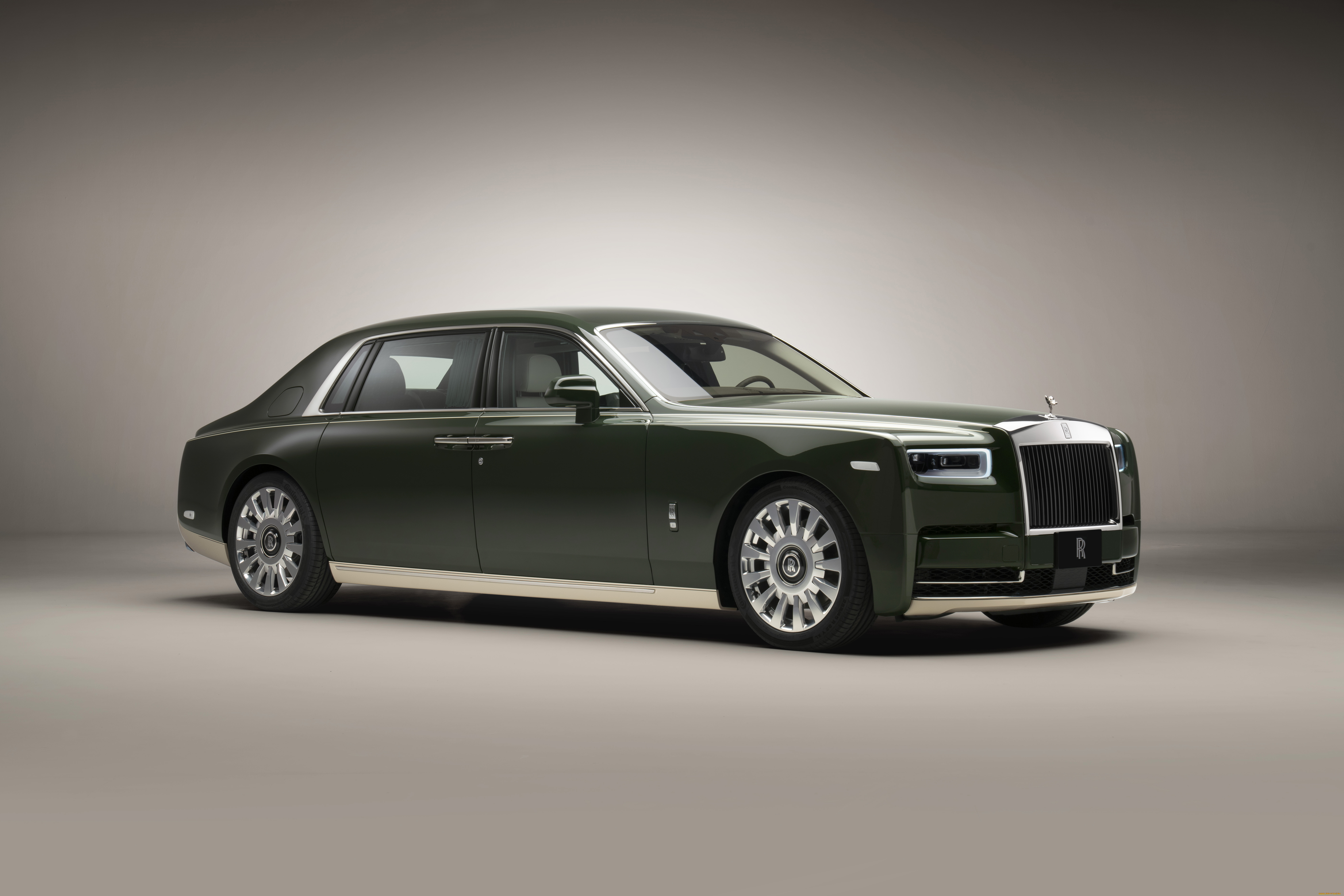 1 rolls royce. Rolls Royce Phantom 2022. Rolls Royce Phantom 2021. Rolls Royce Phantom EWB 2021. Rolls Royce Phantom Hermes.